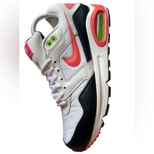 Nike Women's White, Black, and Pink Sneakers